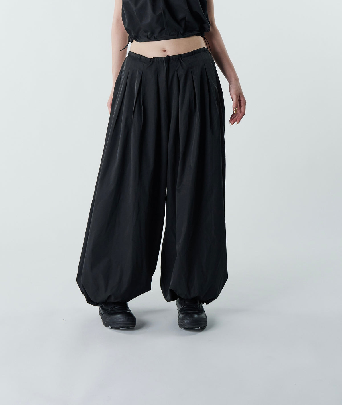 Volume Balloon Pants